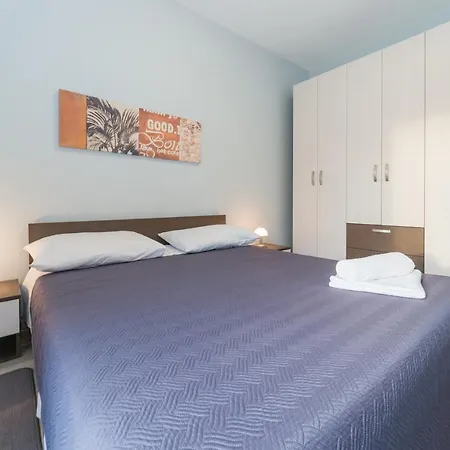 Apartment Maestral 70m From The - By Ta Leut Agency *